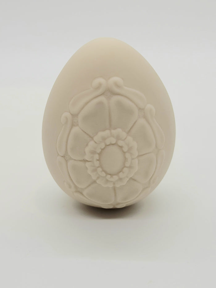 Porcelain Egg w/ Flower